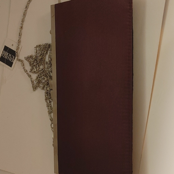 Lace front clutch with strap - Picture 4 of 6